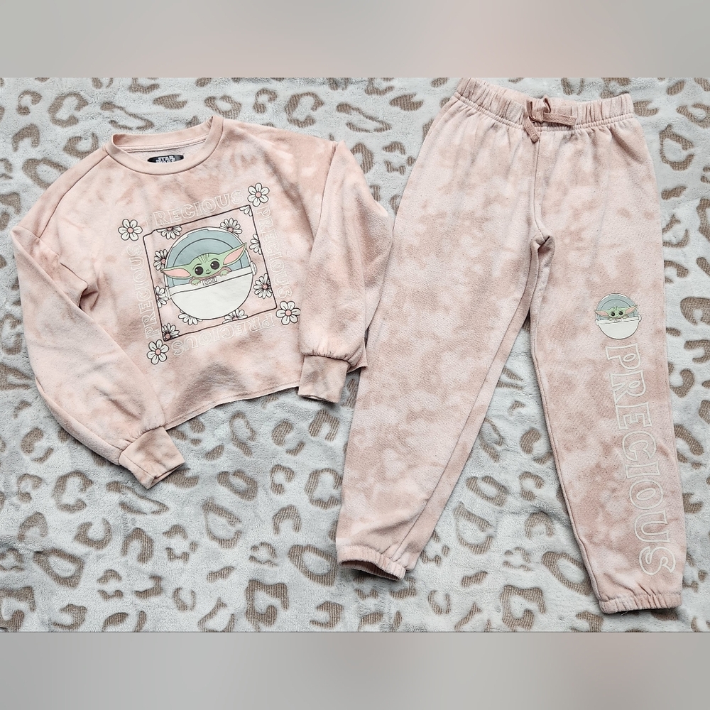 Girls Blush Tie Dye Baby Yoda Sweatpant Outfit